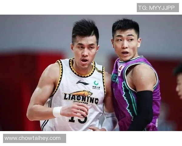 网络天才篮球明星如何在虚拟世界与现实赛场中双双崭露头角